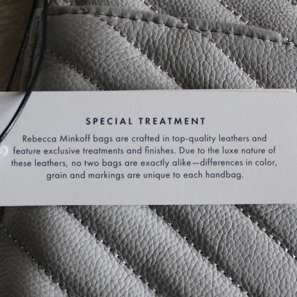 You will look CLASSY with this Rebecca Minkoff Edie Large Leather Zip Clutch - Picture 7 of 13